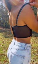 Cargar imagen en el visor de la galería, Crop Romantic Black